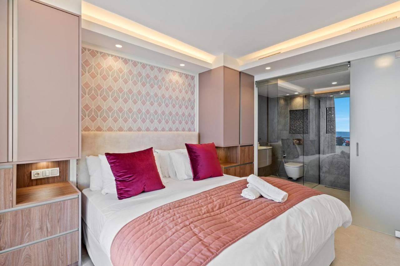 Fully Renovated Frontline Flat Apartment Марбеля Екстериор снимка